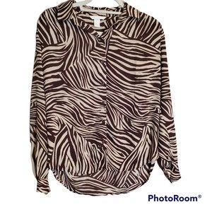 HM Size 4 Woman's Tiger Print Sheer  Button Down Blouse